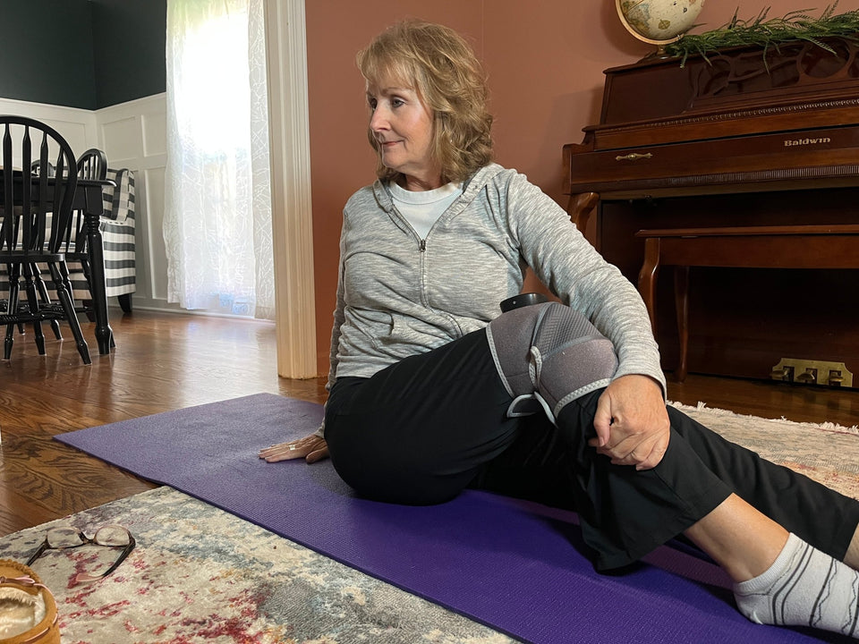 Recover with Light, Heat, and Motion: The FORTHiQ Knee Brace Red+ - FORTHiQ